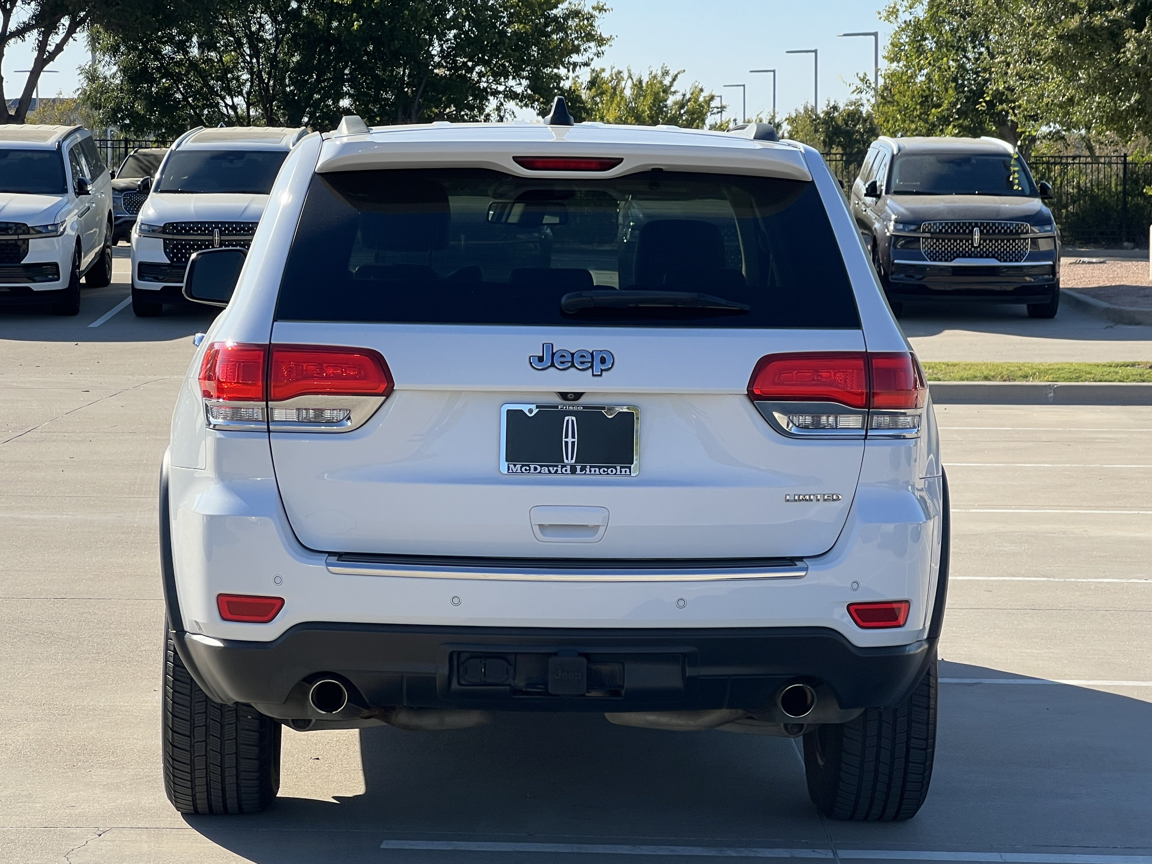 Used 2014 Jeep Grand Cherokee Limited w/ Trailer Tow Group IV RWD image 8