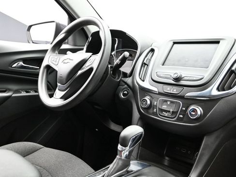 Used 2022 Chevrolet Equinox LT FWD image 10