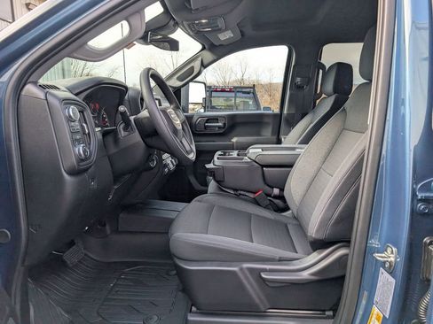 New 2026 GMC Sierra 2500 Pro w/ Convenience Package AWD/4WD image 11