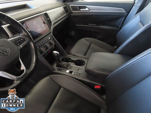 Used 2020 Volkswagen Atlas Cross Sport SE w/ Towing Package image 22