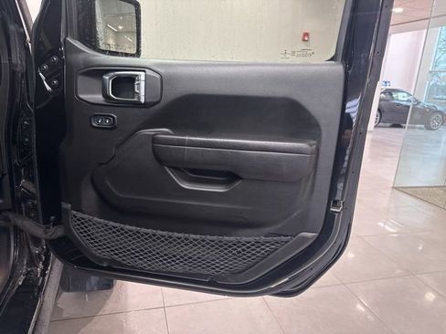 Used 2023 Jeep Wrangler Willys AWD/4WD image 54