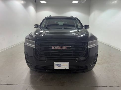 Certified 2021 GMC Acadia SLT w/ Elevation Edition FWD image 2