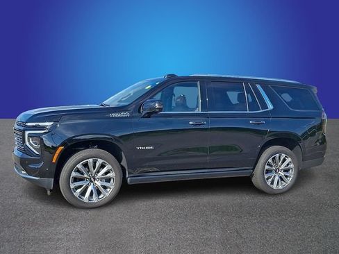 Used 2025 Chevrolet Tahoe High Country AWD/4WD image 6