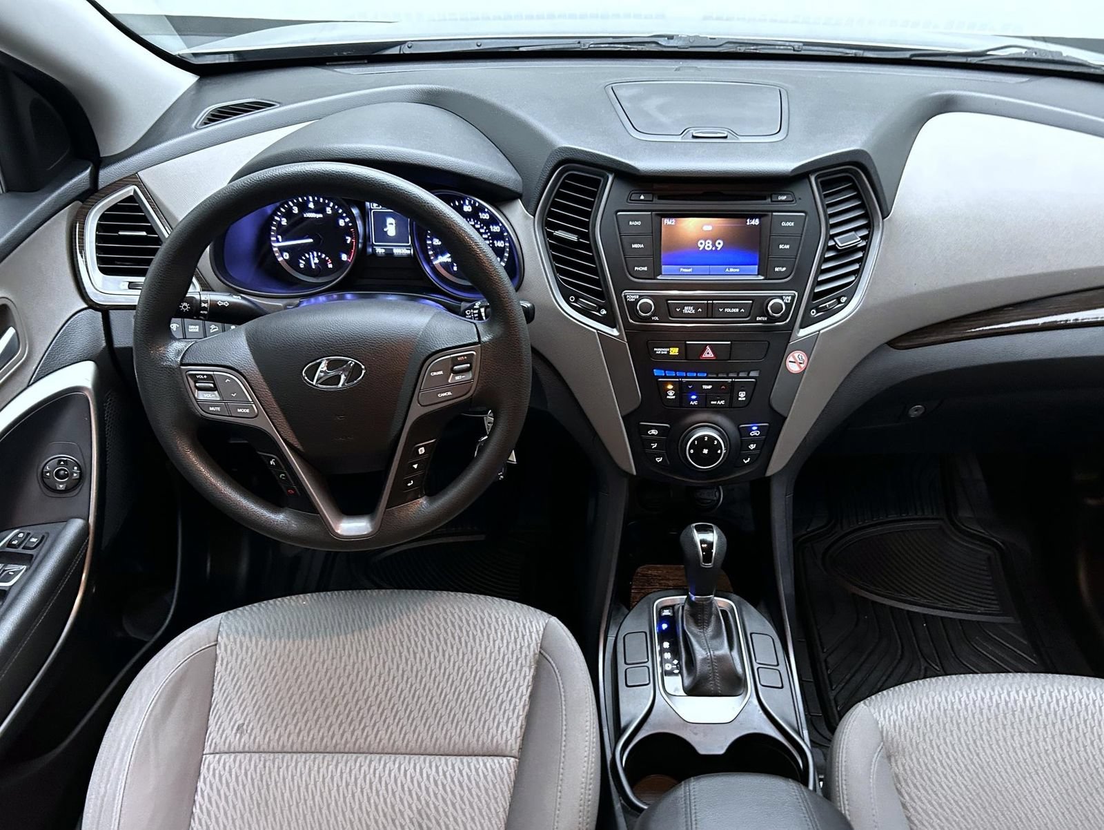 Used 2018 Hyundai Santa Fe Sport FWD image 14