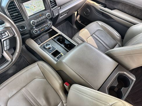 Used 2021 Ford Expedition Limited RWD image 21
