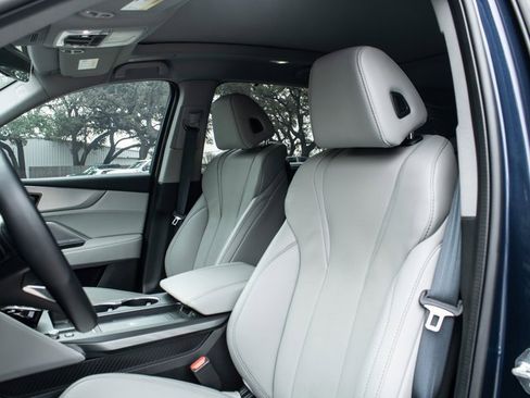 Used 2025 Acura MDX w/ Technology Package image 7