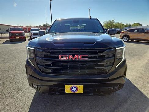New 2026 GMC Sierra 1500 Elevation image 8