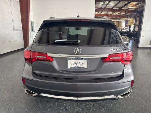 Used 2017 Acura MDX SH-AWD w/ Advance Package image 5