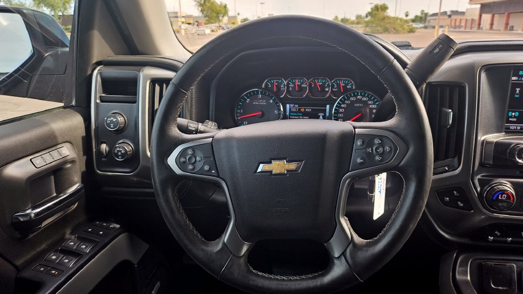 Used 2018 Chevrolet Silverado 1500 LTZ Z71 w/ LTZ Plus Package AWD/4WD image 31