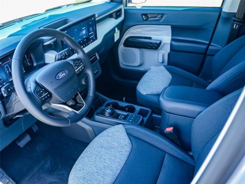Used 2025 Ford Maverick XLT w/ XLT Luxury Package AWD/4WD image 9