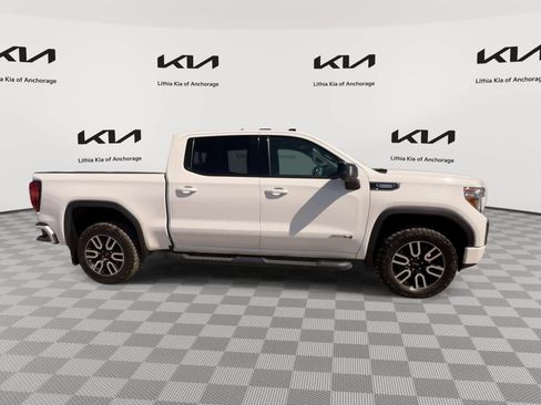 Used 2020 GMC Sierra 1500 AT4 w/ AT4 Preferred Package AWD/4WD image 2