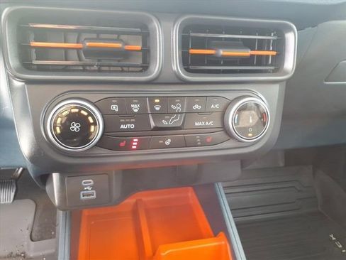 Certified 2024 Ford Maverick XLT w/ XLT Luxury Package image 23