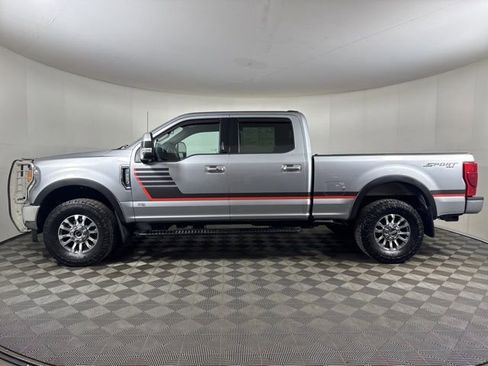 Certified 2022 Ford F250 Lariat w/ Lariat Ultimate Package AWD/4WD image 7