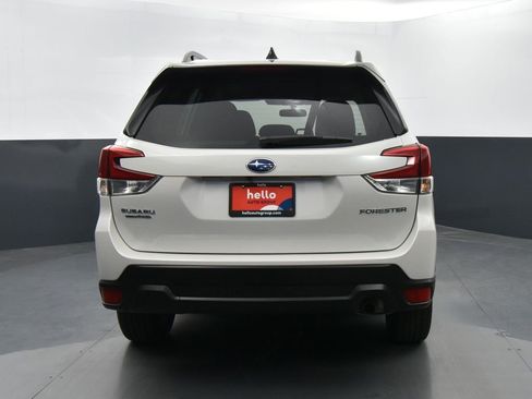 Certified 2024 Subaru Forester Premium image 33