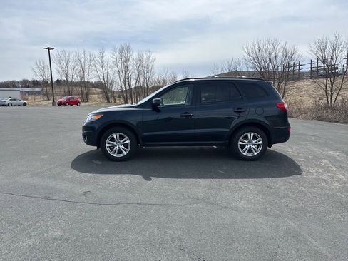 Used 2012 Hyundai Santa Fe SE image 4