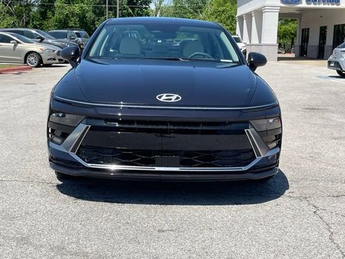 New 2025 Hyundai Sonata SEL image 2