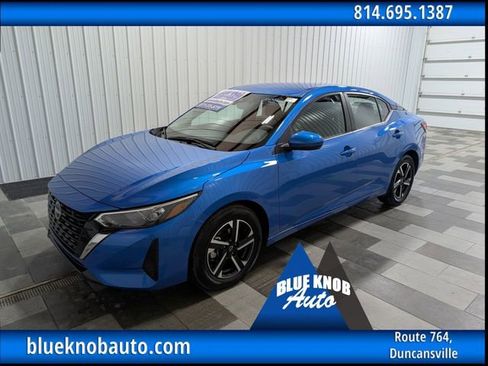 Used 2025 Nissan Sentra SV image 1