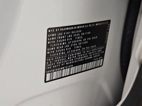 Certified 2022 Volkswagen Tiguan SE image 38