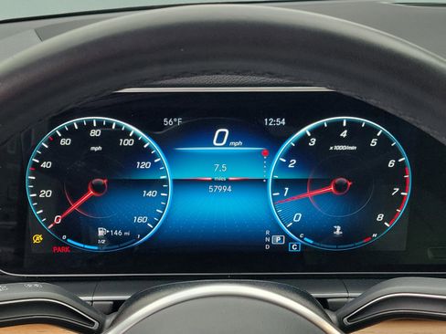 Used 2022 Mercedes-Benz GLE 350 4MATIC image 25