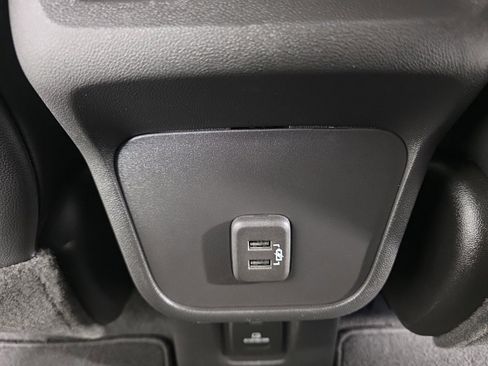 Used 2021 Chevrolet Equinox Premier image 37