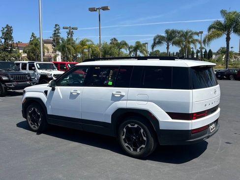 Used 2025 Hyundai Santa Fe SEL image 6