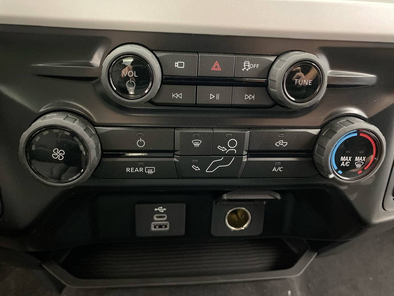New 2026 Ford F250 XLT w/ 360-Degree Camera Package AWD/4WD image 21
