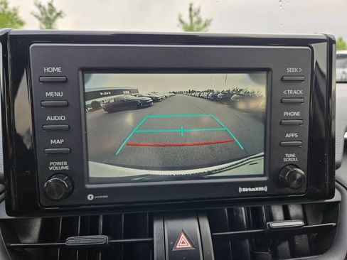 Used 2021 Toyota RAV4 LE FWD image 26