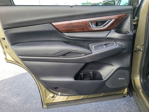 Certified 2025 Subaru Ascent Touring w/ Popular Package #2 image 17