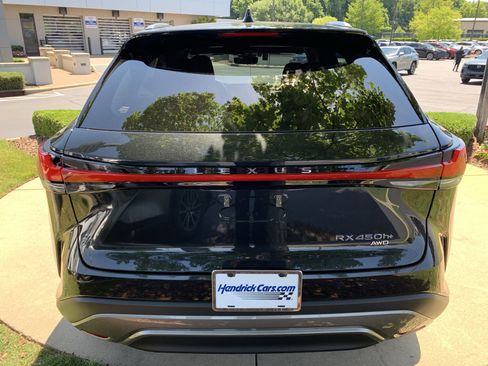 Used 2026 Lexus RX 450h AWD w/ Convenience Package image 9