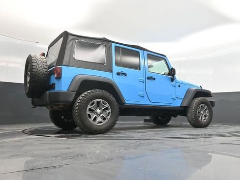 Used 2017 Jeep Wrangler Unlimited Rubicon w/ Connectivity Group image 44