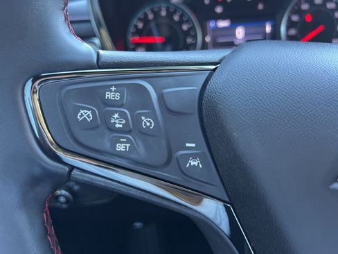 Used 2023 Chevrolet Equinox RS image 28