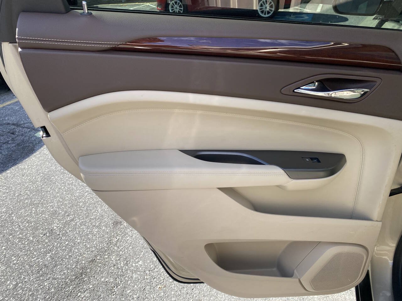 Used 2012 Cadillac SRX Performance FWD image 12