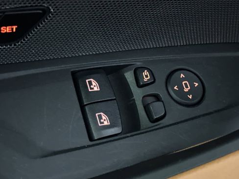 Used 2025 BMW M440i Coupe w/ Premium Package image 13