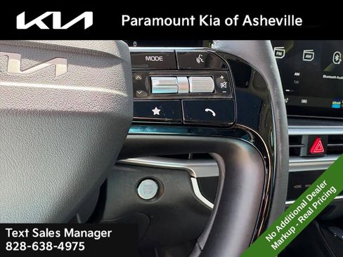 New 2026 Kia Sorento S FWD image 12