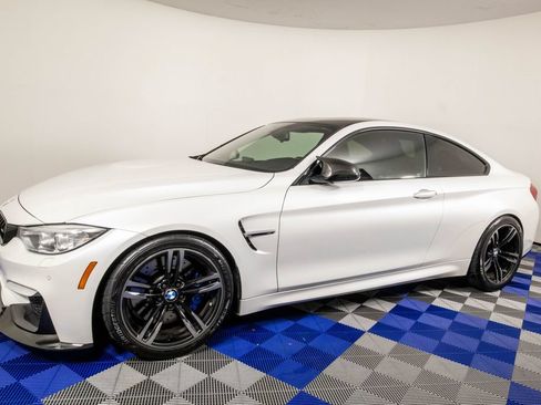 Used 2015 BMW M4 Coupe RWD image 2