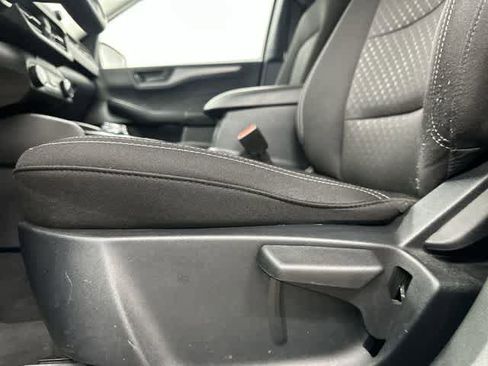 Used 2025 Ford Escape Active image 26