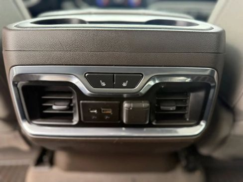 Used 2019 Chevrolet Silverado 1500 LTZ w/ Technology Package AWD/4WD image 44