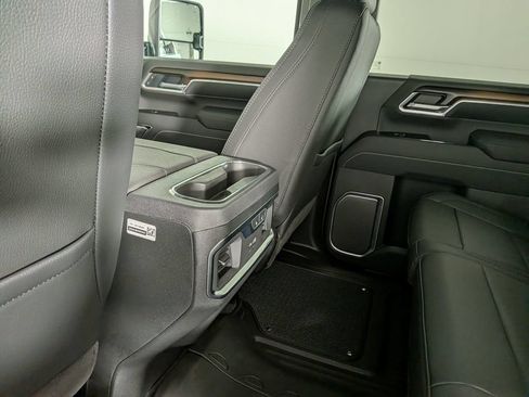 New 2026 GMC Sierra 2500 Denali w/ Denali Reserve Package AWD/4WD image 32