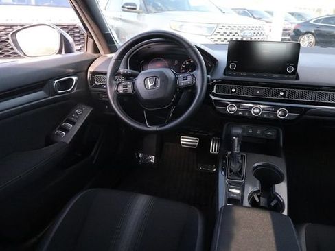 Used 2025 Honda Civic Sport image 23