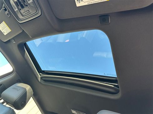 Used 2021 GMC Sierra 1500 AT4 w/ AT4 Value Package image 33