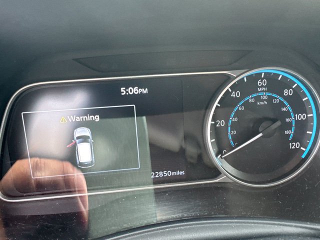 Used 2025 Nissan Leaf SV Plus FWD image 2
