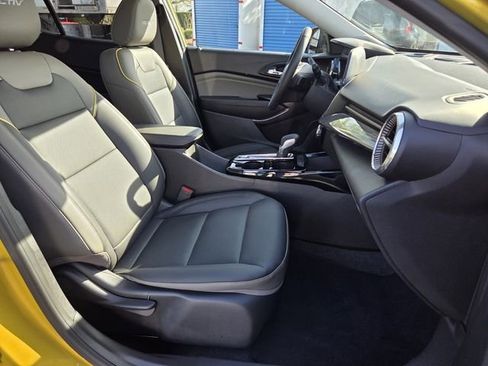 Certified 2025 Chevrolet Trax ACTIV w/ Driver Confidence Package image 19