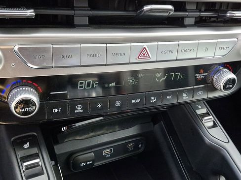 Used 2023 Kia Telluride S w/ S Sunroof Package image 17