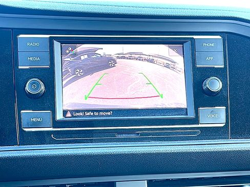 Used 2024 Volkswagen Jetta S image 32