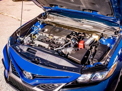 Used 2024 Toyota Camry SE image 40