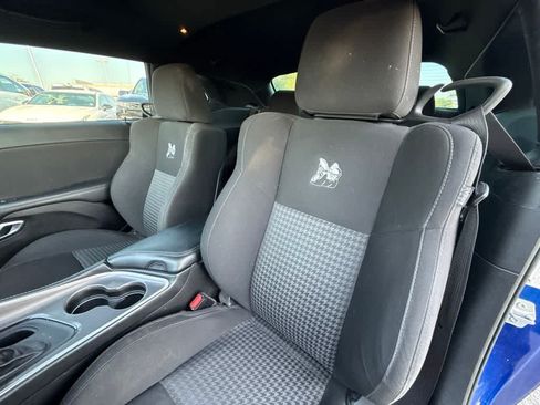 Used 2022 Dodge Challenger R/T Scat Pack RWD image 18