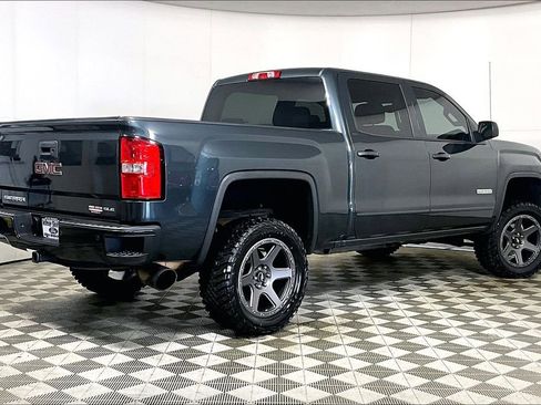 Used 2017 GMC Sierra 1500 SLE w/ SLE Value Package image 12