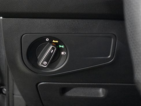 Used 2024 Volkswagen Tiguan SE R-Line image 19