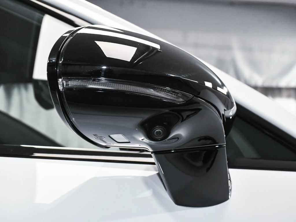 Used 2025 Porsche Panamera 4 E-Hybrid AWD/4WD image 74