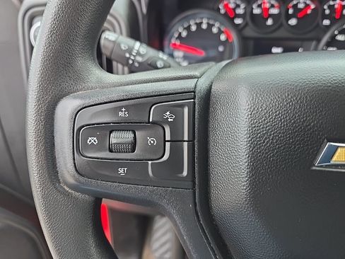 Used 2023 Chevrolet Silverado 1500 Custom image 21